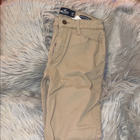 Hollister Khaki Jeans - Picture 1 of 4